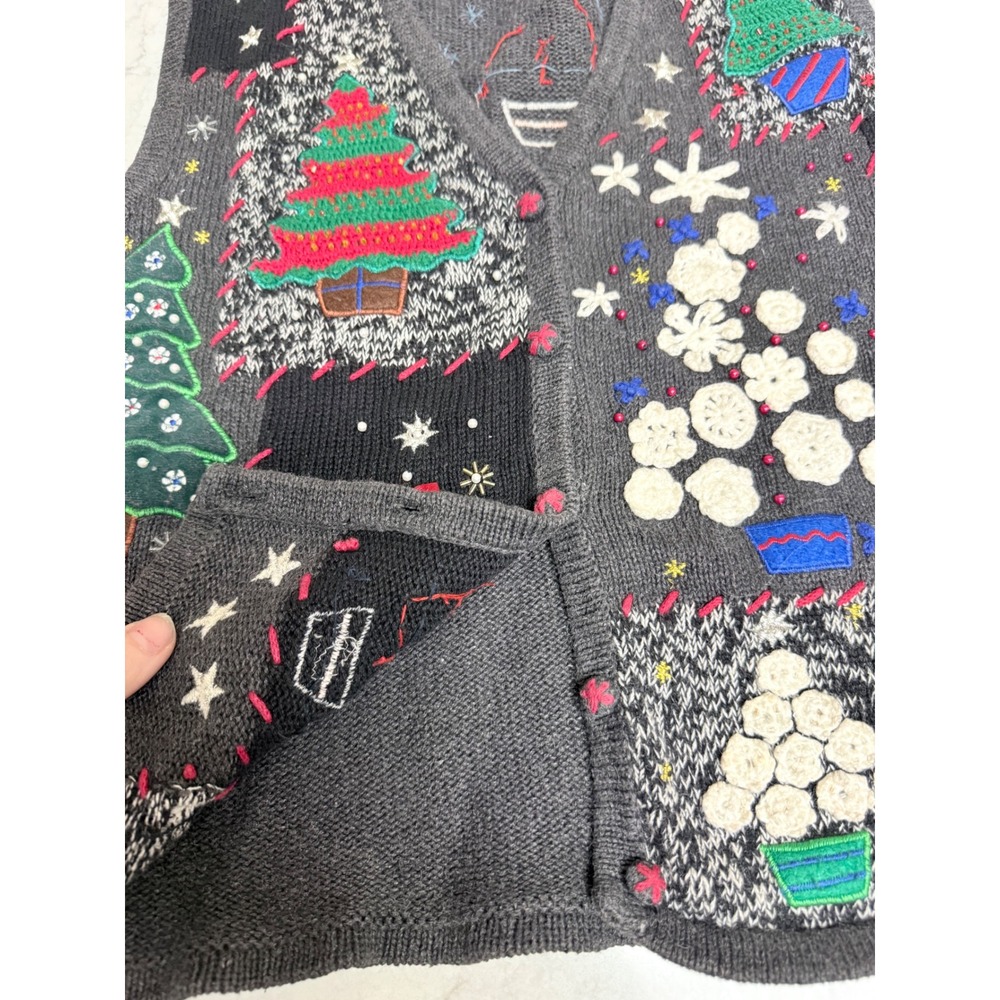 Studio Ho Ho Ho Ugly Christmas Vest Womens M Christmas Trees‎ Buttons V-Neck - Picture 5 of 7
